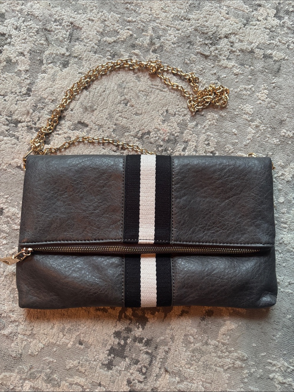 Moda Luxe Black & White Striped Chain Crossbody Clutch